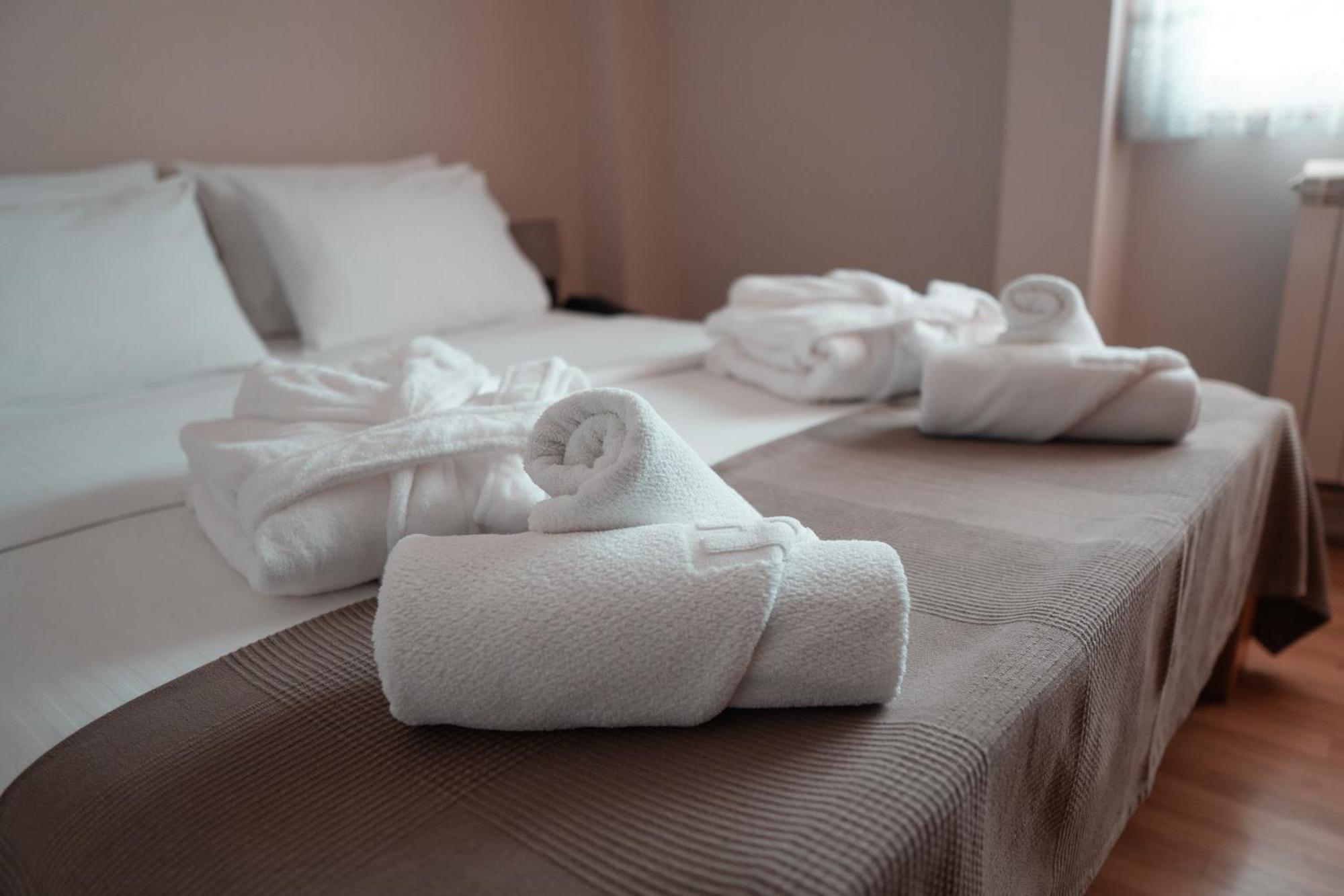 Hotel Topcider Belgrade Luaran gambar
