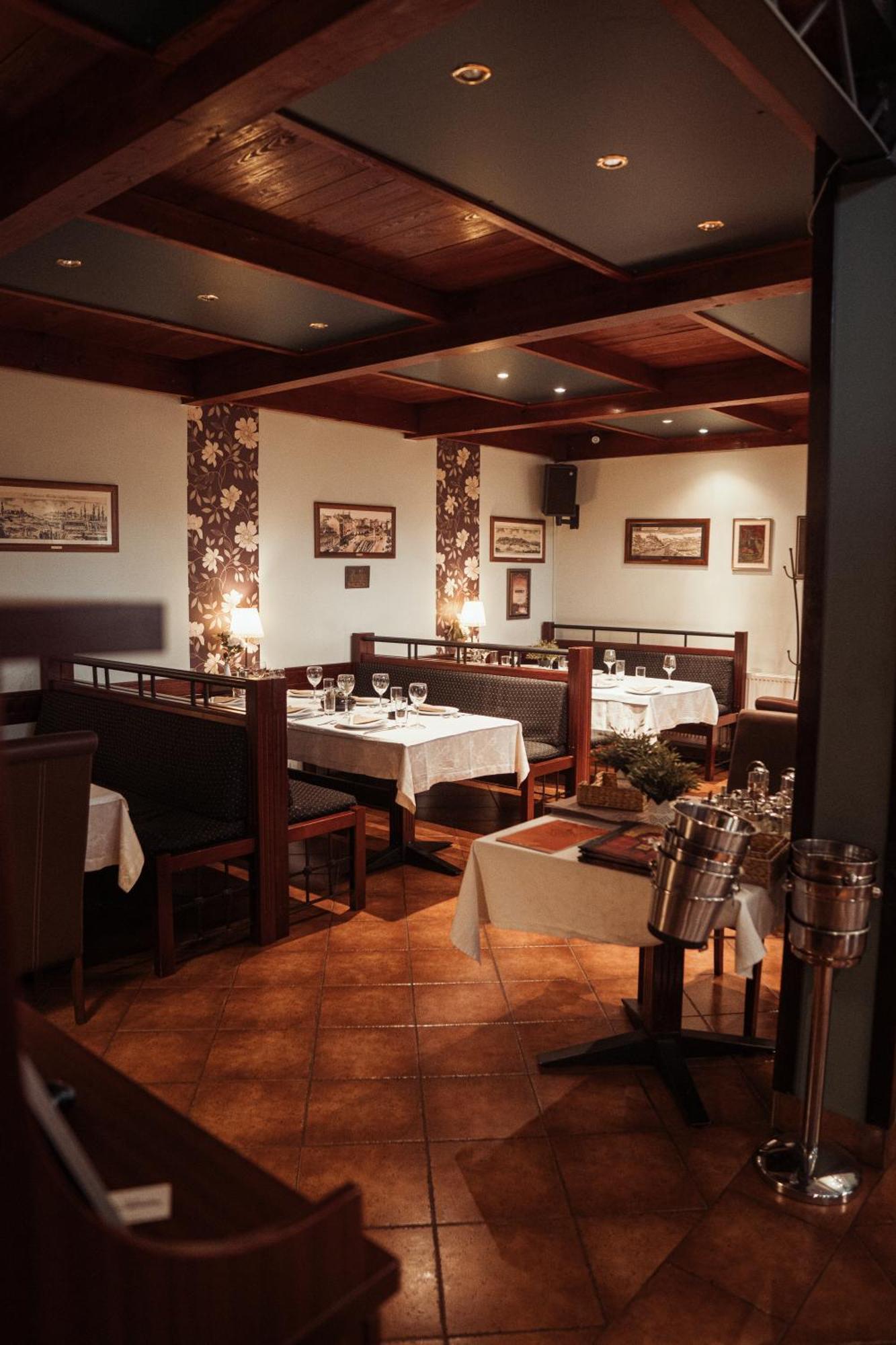 Hotel Topcider Belgrade Luaran gambar