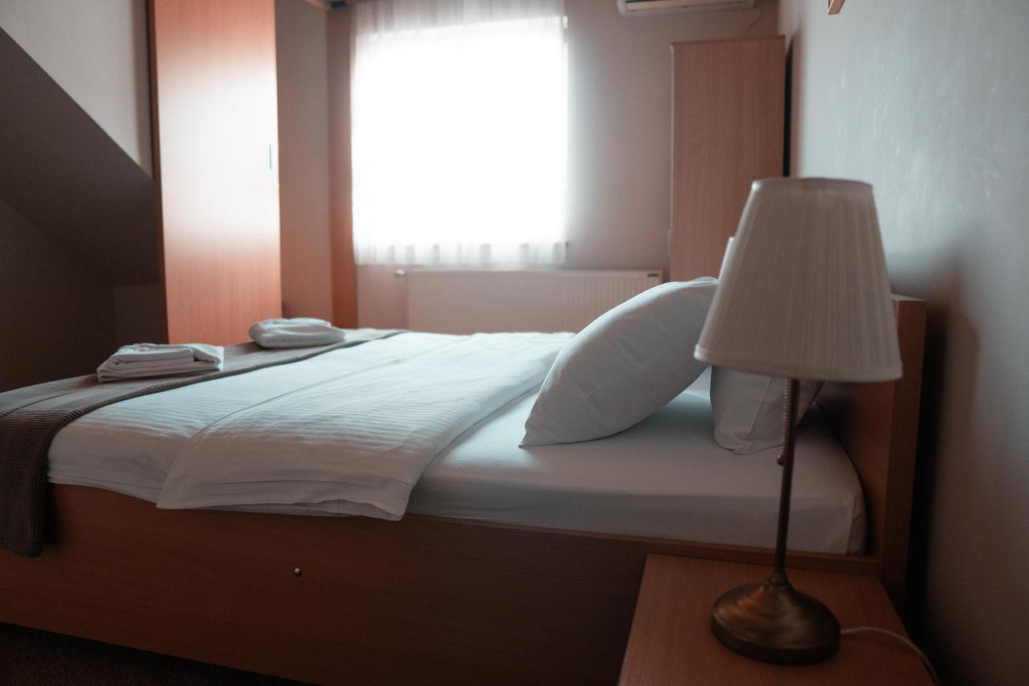 Hotel Topcider Belgrade Luaran gambar
