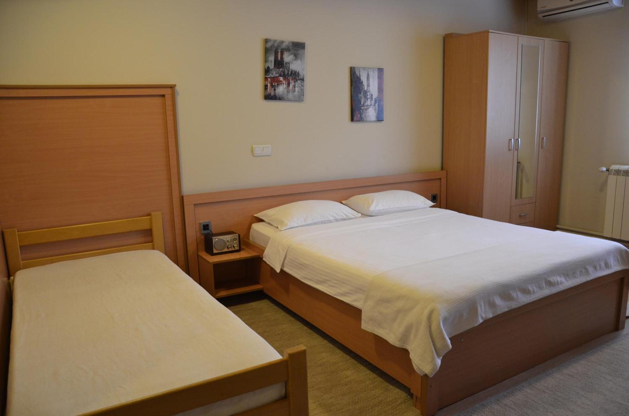 Hotel Topcider Belgrade Luaran gambar