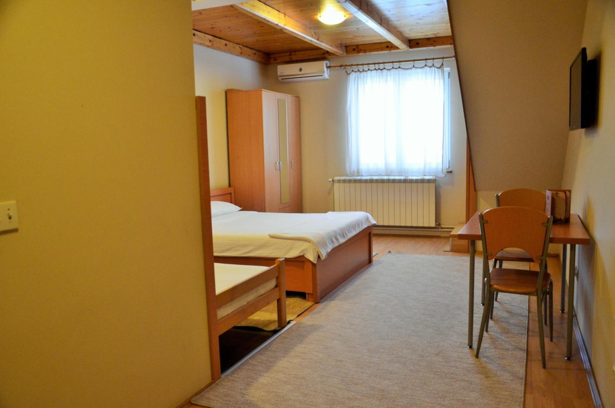 Hotel Topcider Belgrade Luaran gambar