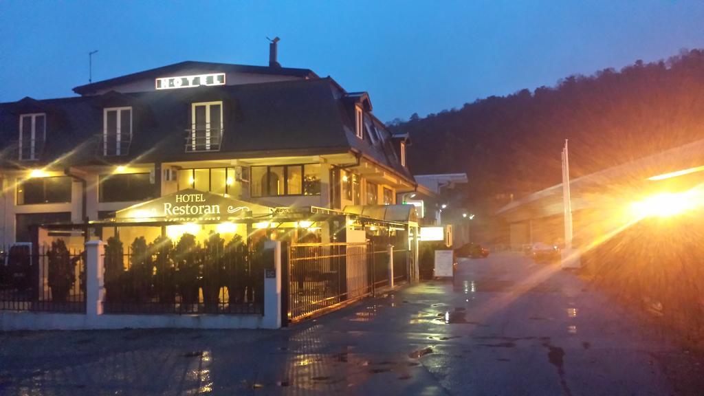 Hotel Topcider Belgrade Luaran gambar
